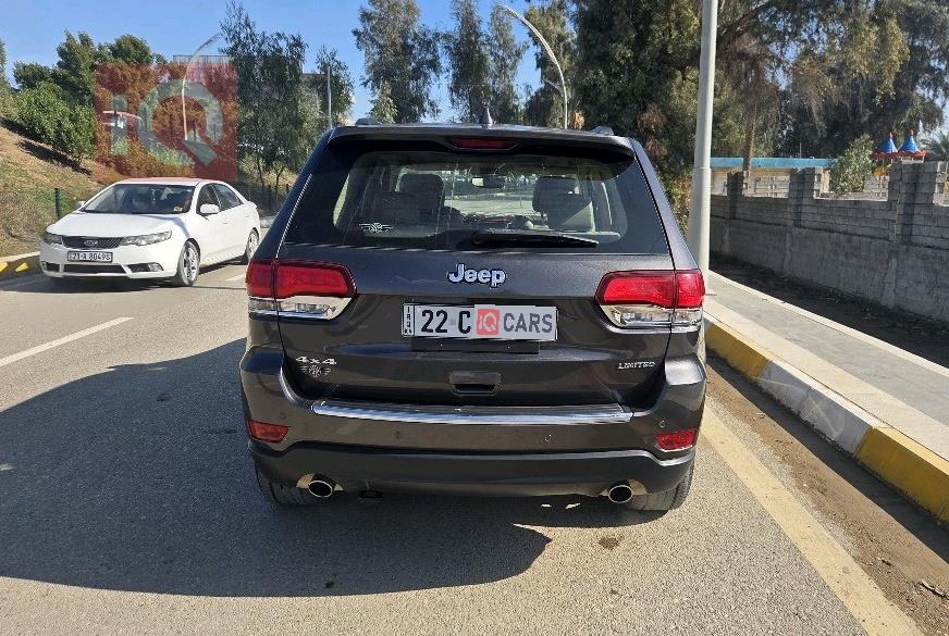 جيب جراند شيروكي